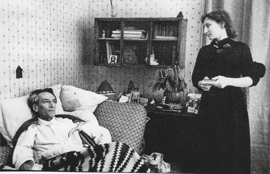 Andreïev, déjà malade, avec sa femme